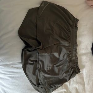 Lululemon Hotty Hot Shorts Size 8 Tall